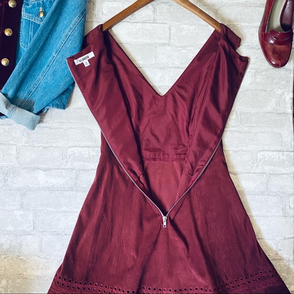 BB Dakota sleeveless burgundy suede plunging empire eyelet mini party dress-4 - Picture 2 of 16